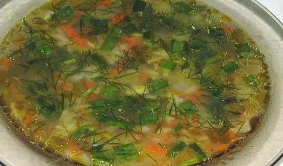 Диетический гречневый суп на рыбном бульоне