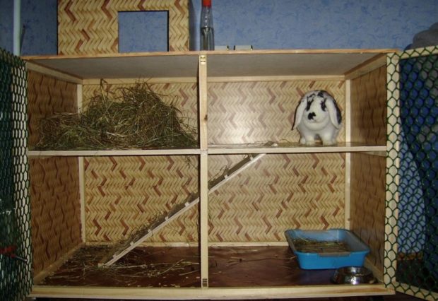 Двухэтажная клетка для кролика